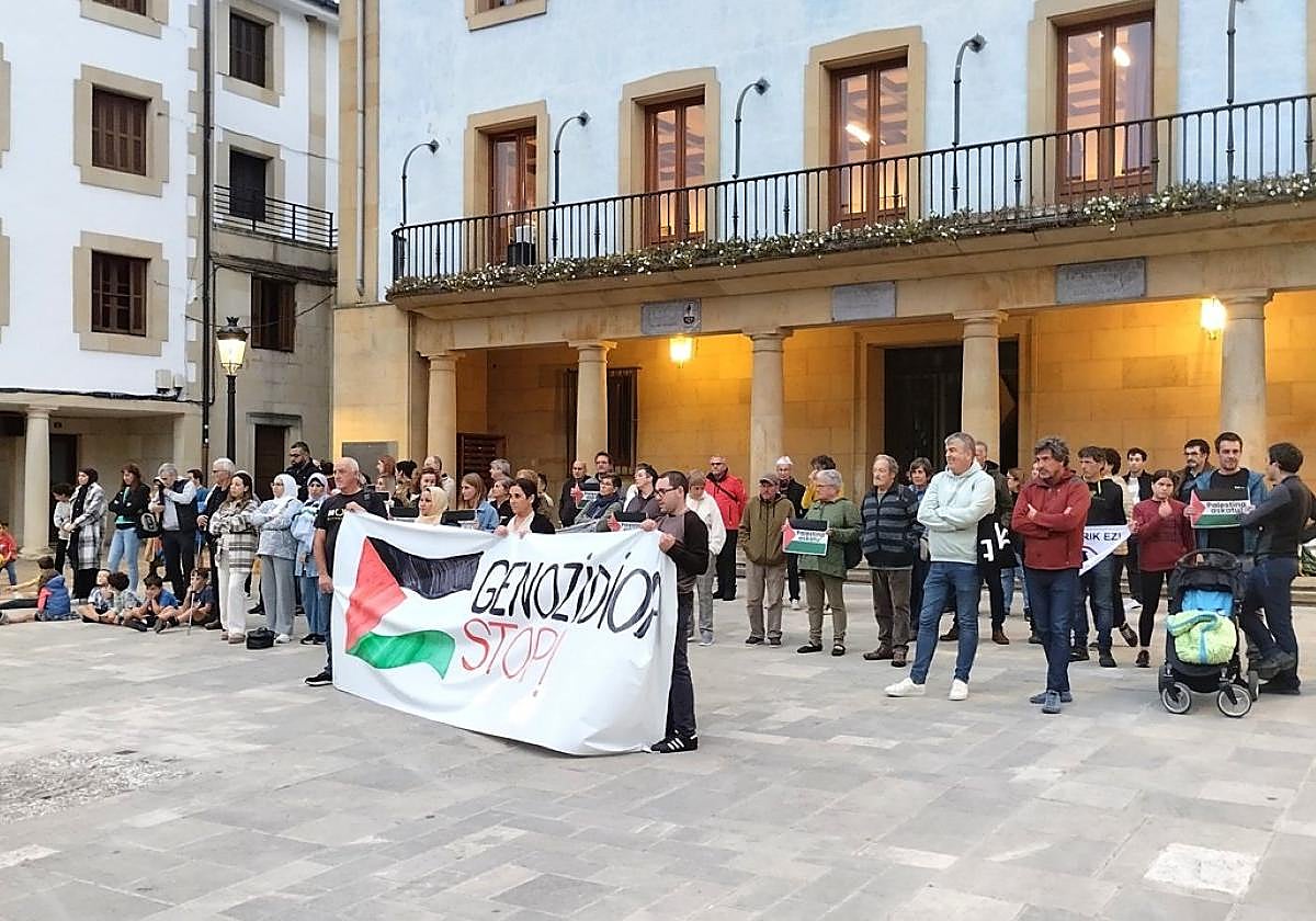 Elgeta: Denuncia del genocidio en Palestina | El Diario Vasco