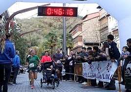 La carrera Soraluze-Bergara transformará la zona de meta en Irala kalea en una auténtica fiesta.