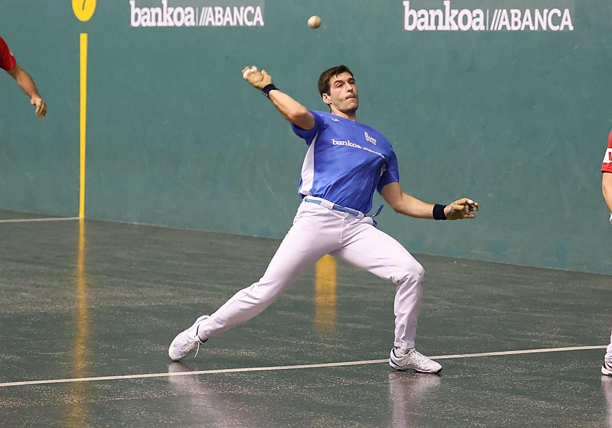 Oier Hormaetxe, en un partido en Idiazabal.