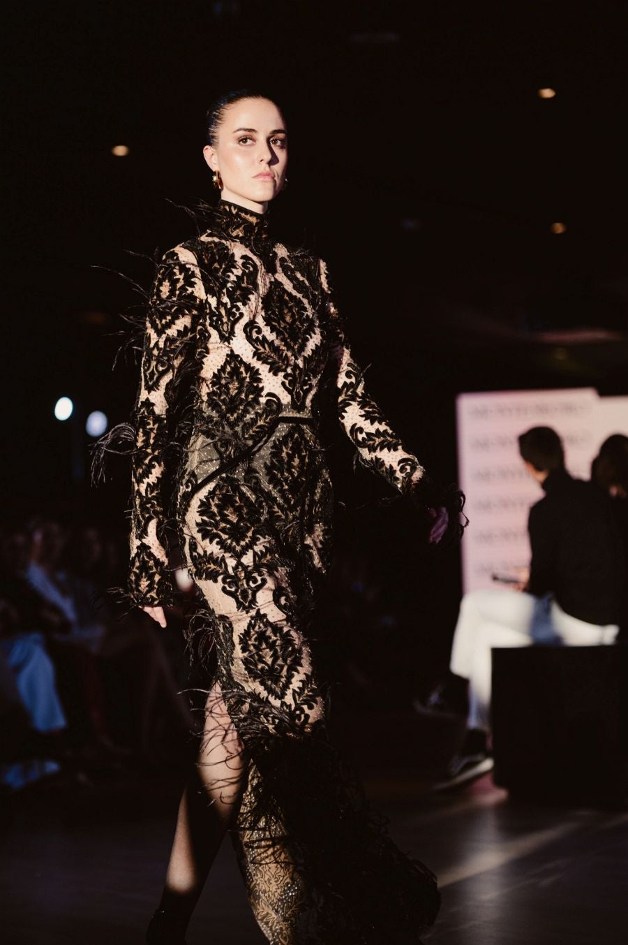 Desfile de Nicolás Montenegro en el Museo Balenciaga