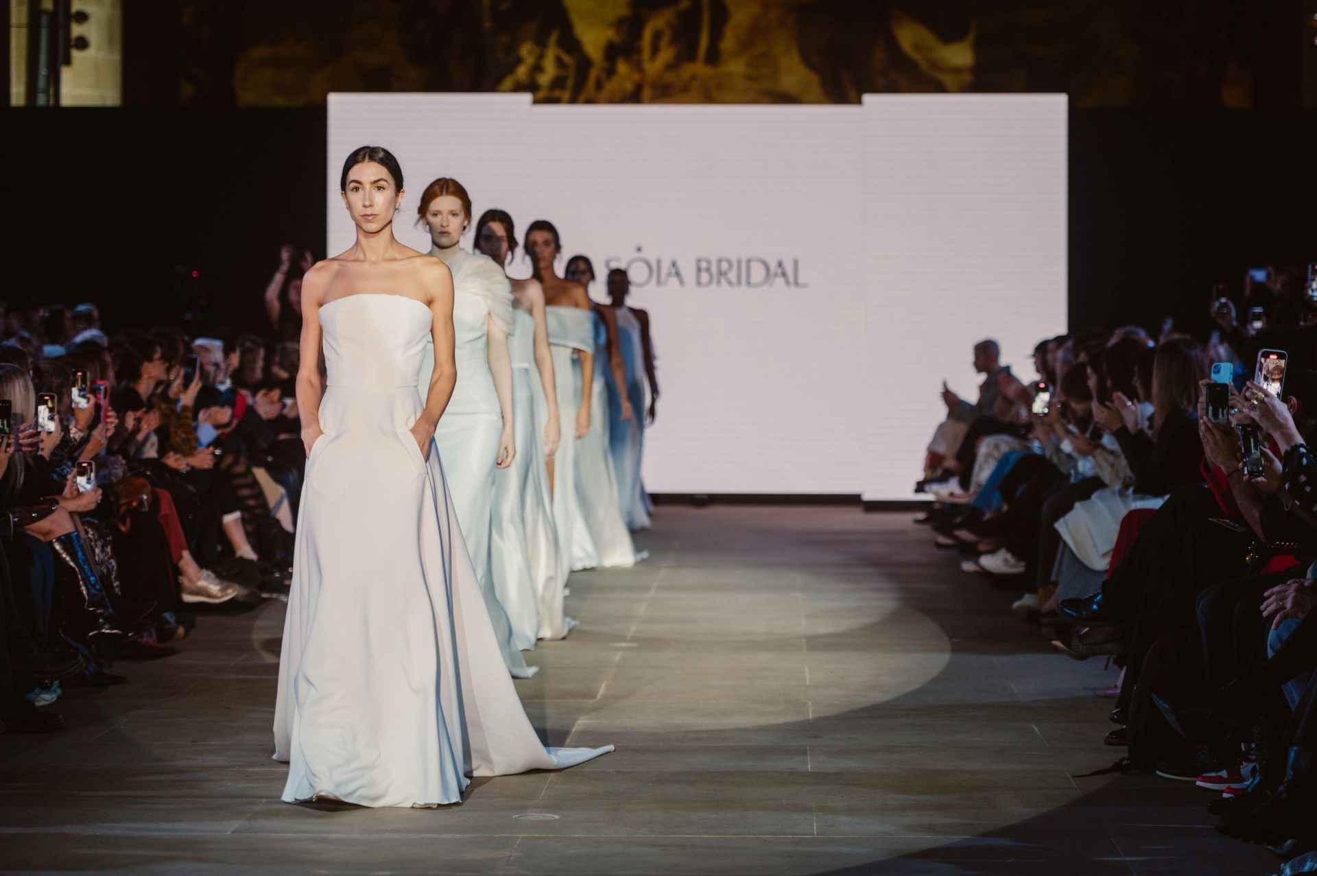 Las imágenes del desfile de Soia Bridal