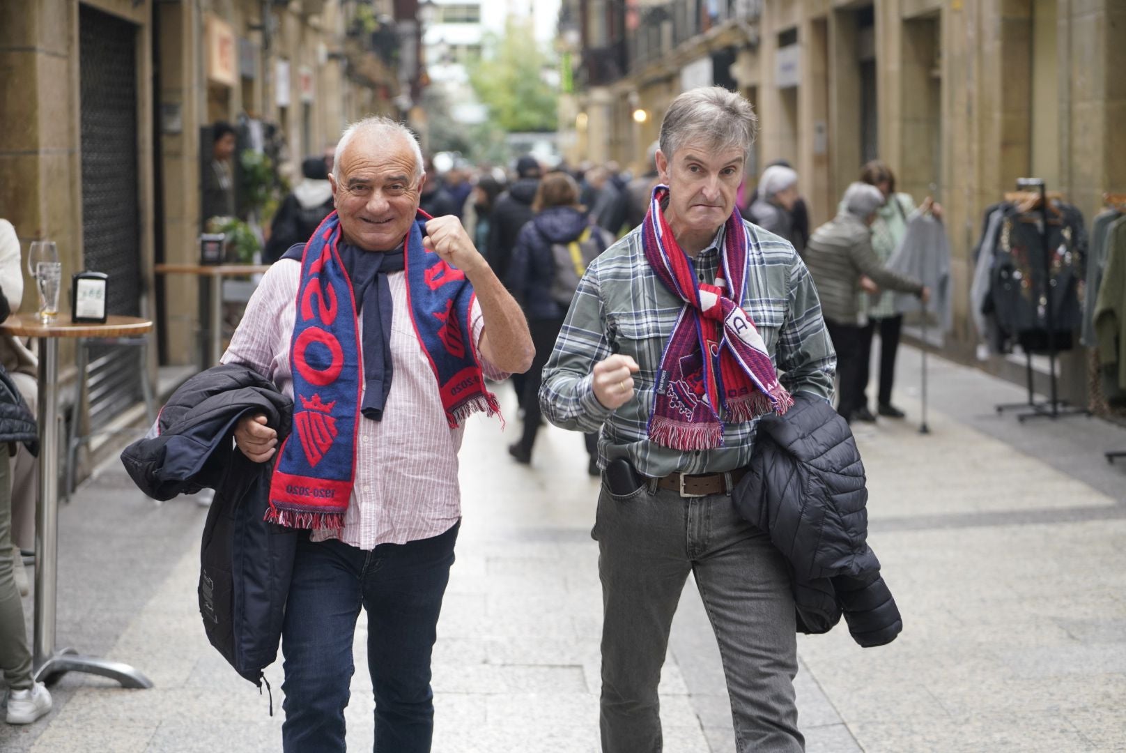 Así han vivido la previa del partido en Donostia los aficionados de Osasuna
