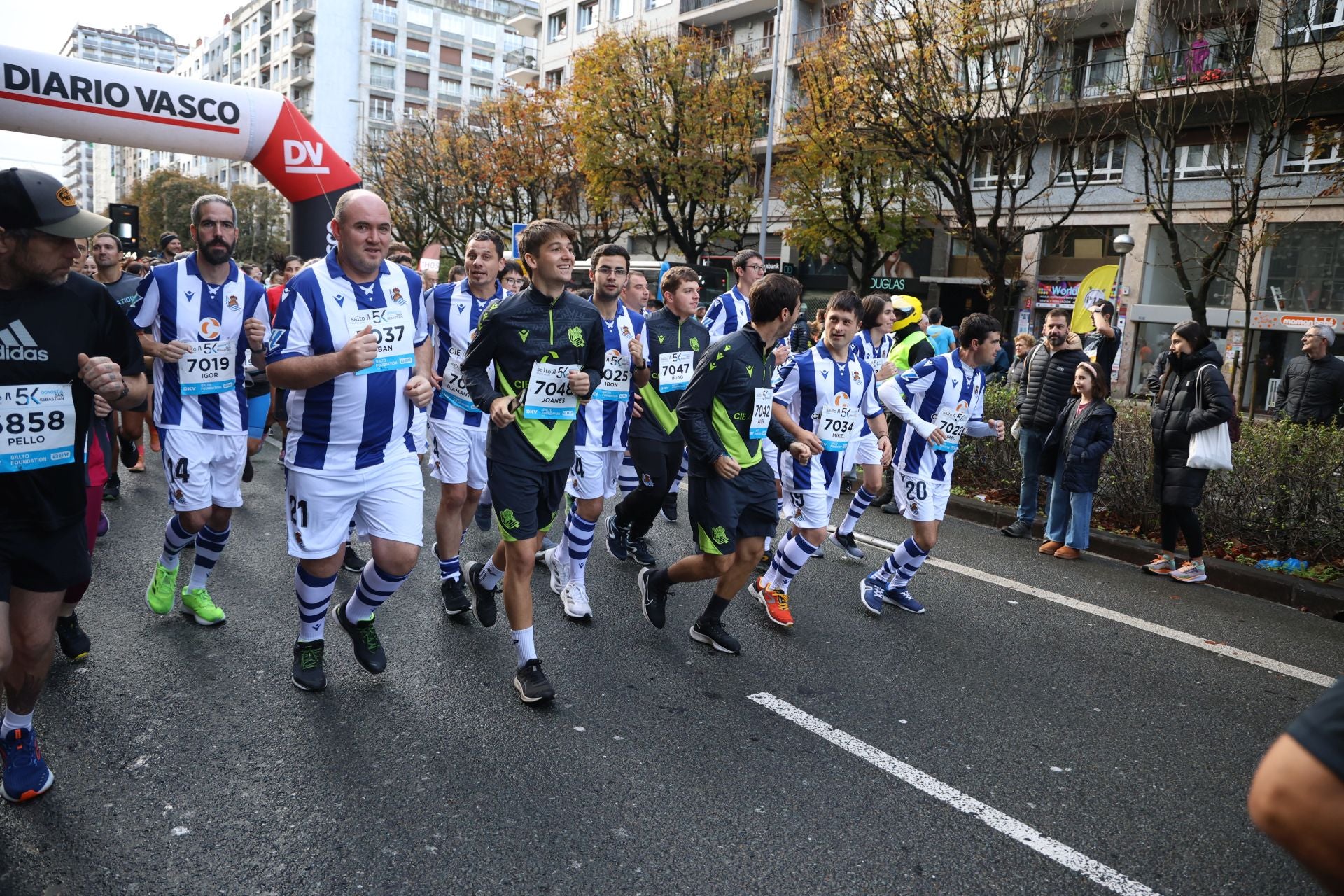 Así han vivido los corredores la 27ª edición de la Salto 15K