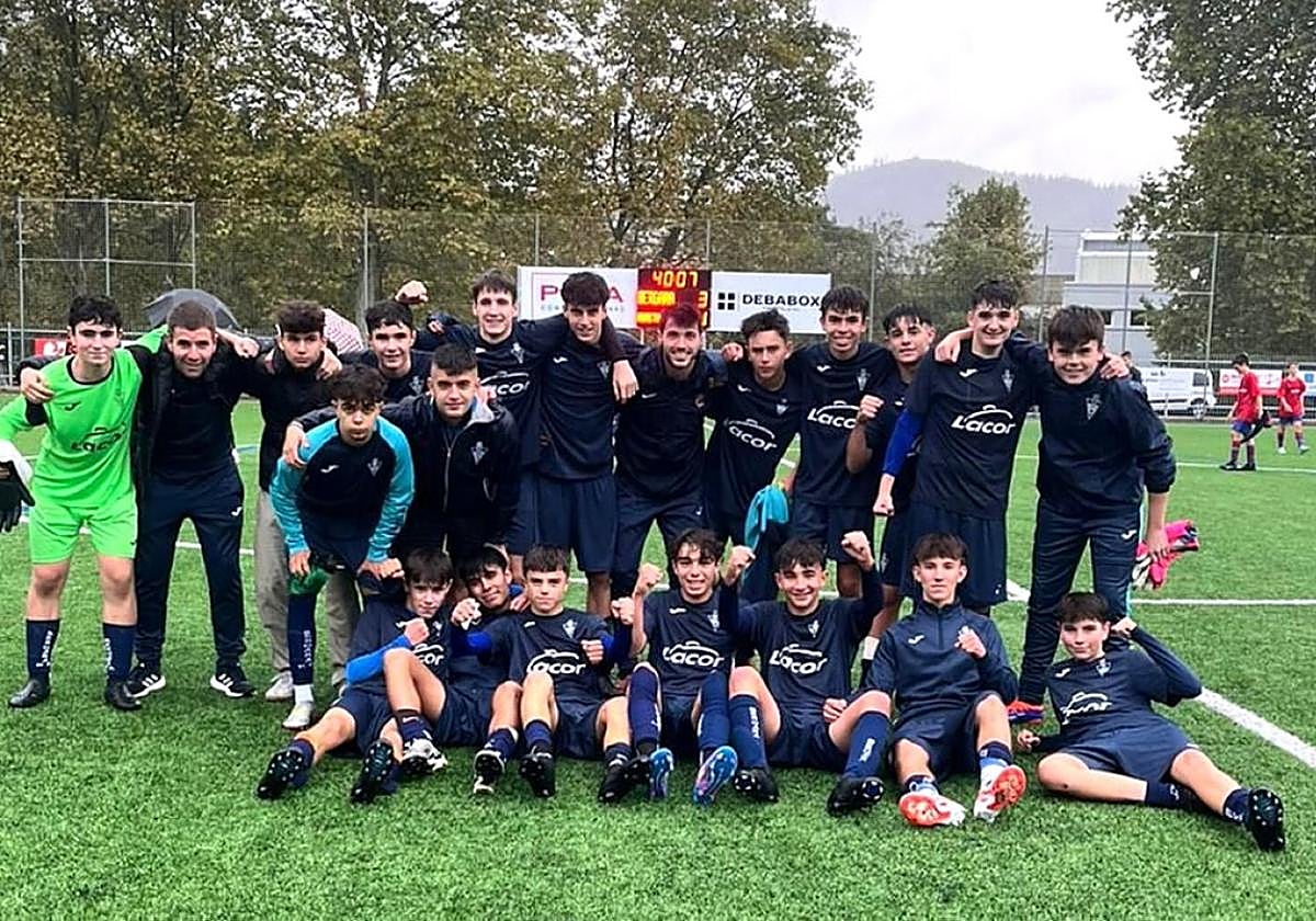 Los cadetes de honor tienen puesta la mira en la fase de ascenso para intentar regresar a Liga Vasca.