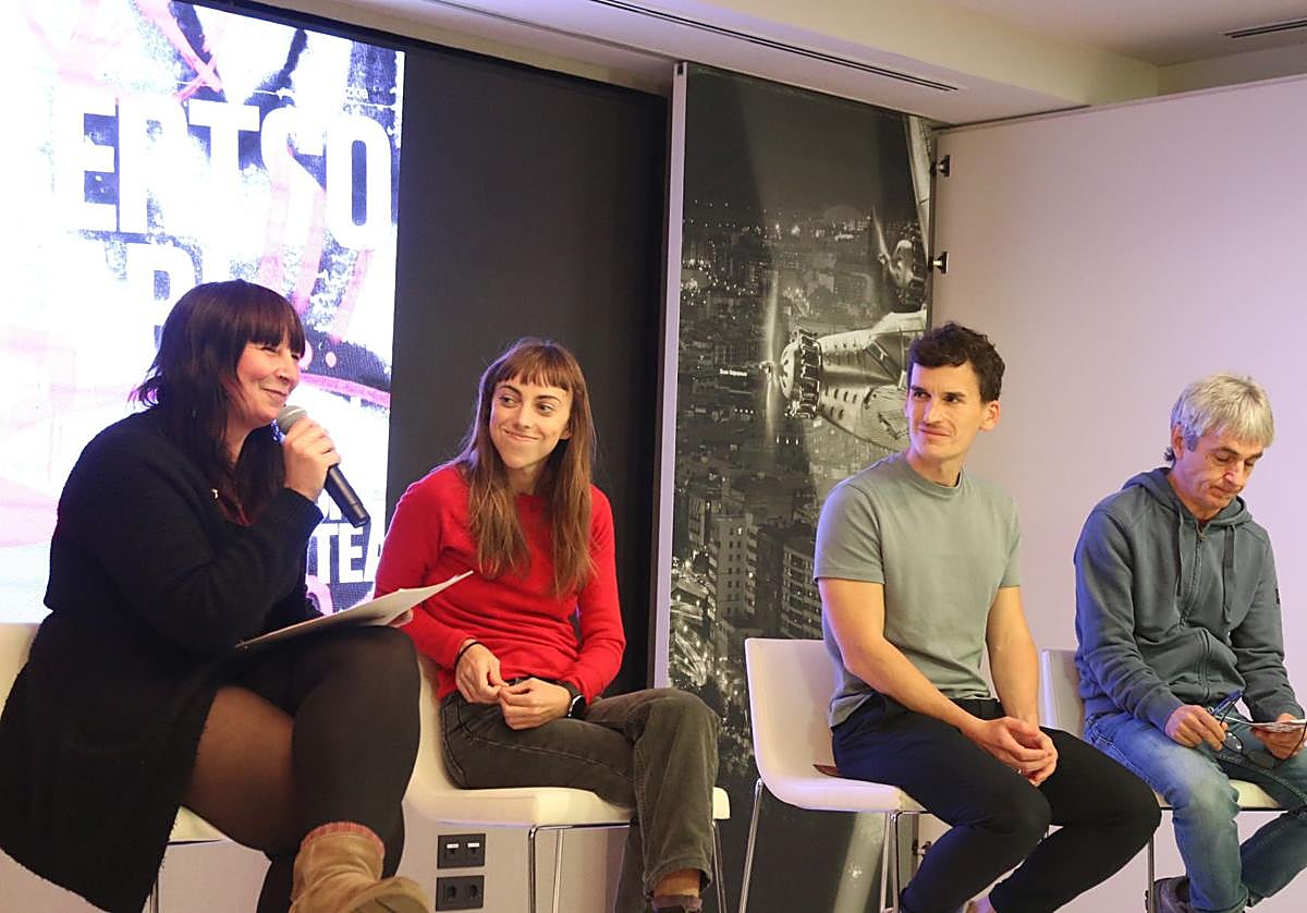 Dena prest Bertsolari Gazteen BBK Sariketearako