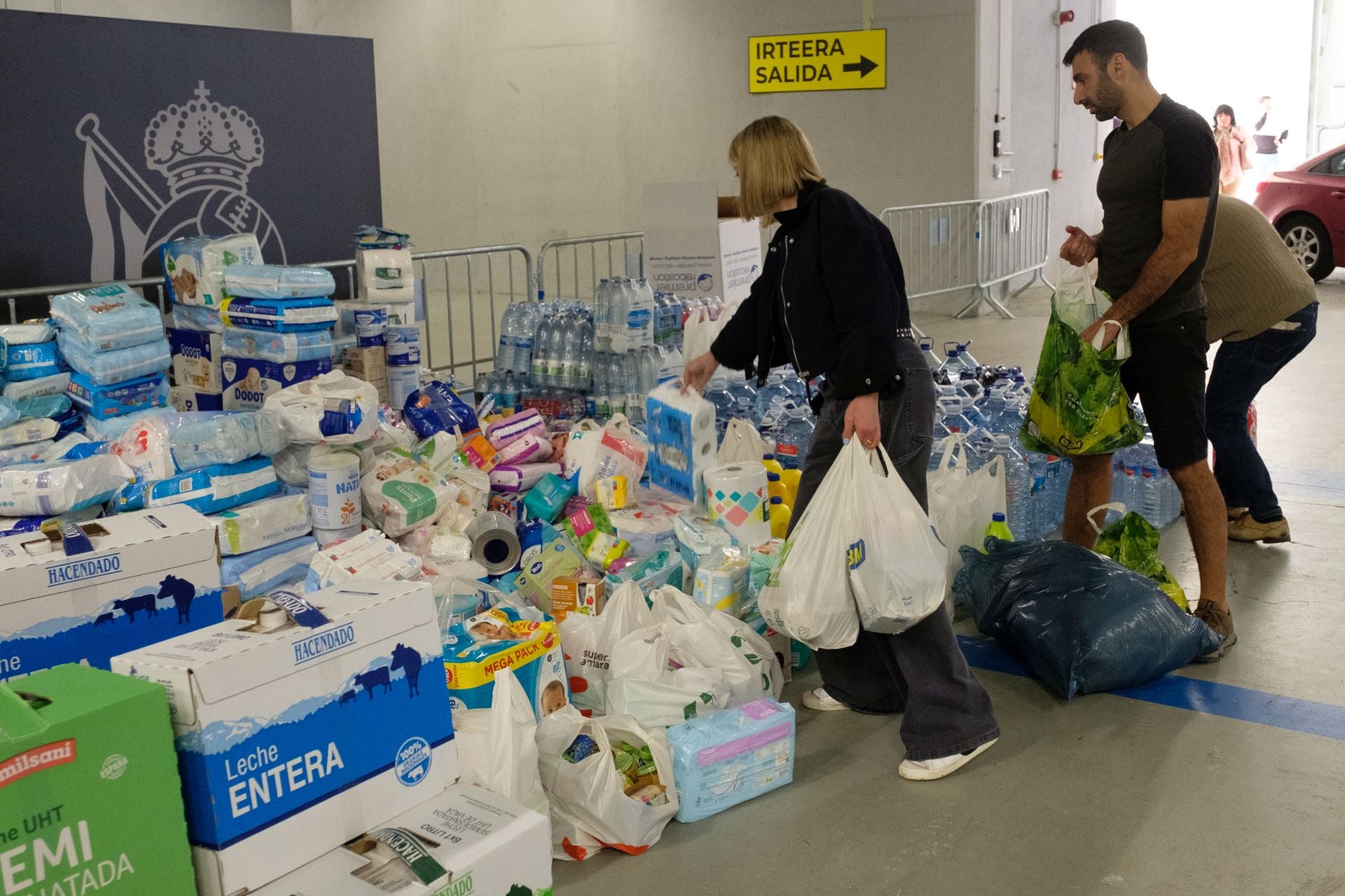 Solidaridad en el Reale Arena con los afectados por la DANA