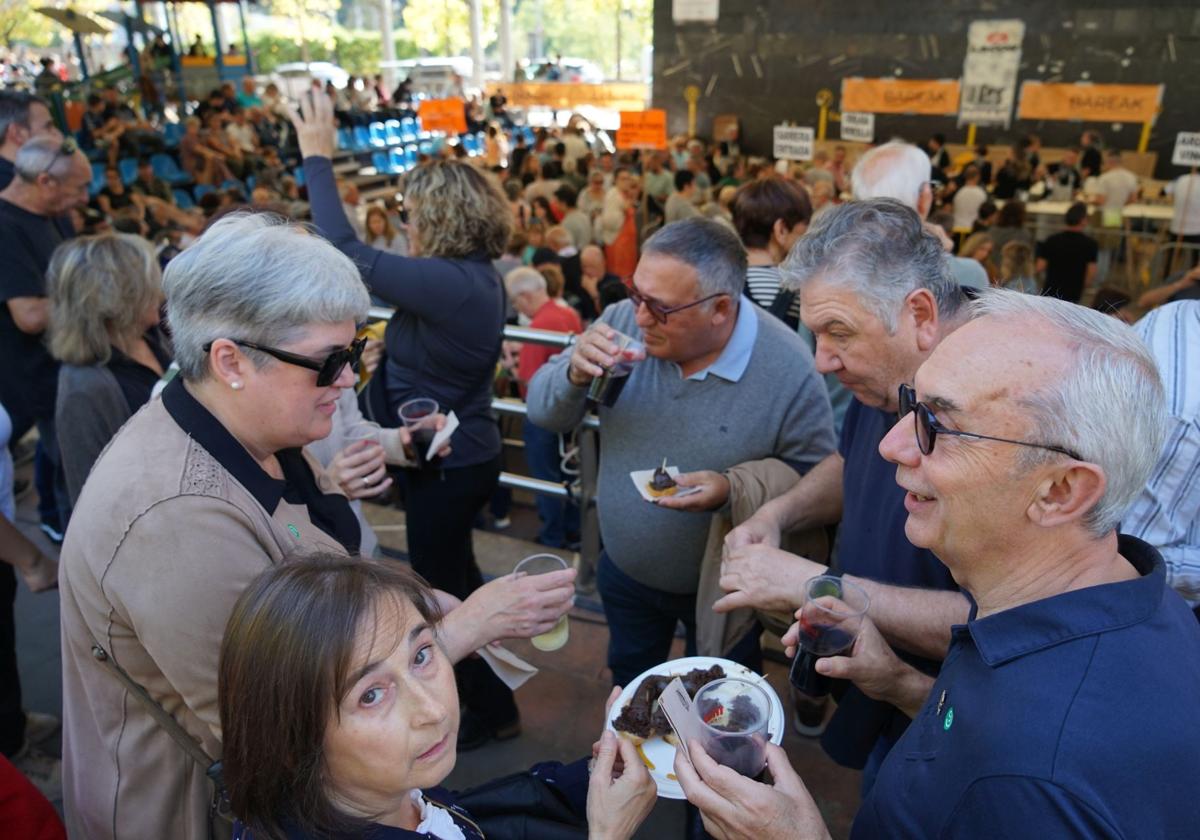 Sabor, tradición y amantes de la morcilla se reunen en Beasain