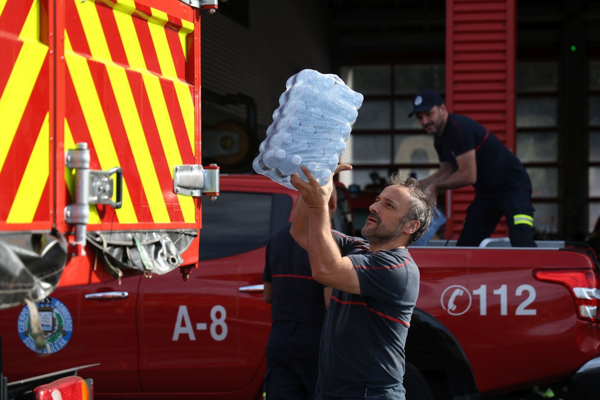 Bomberos de Donostia parten hacia Valencia para ayudar a los afectados por la DANA