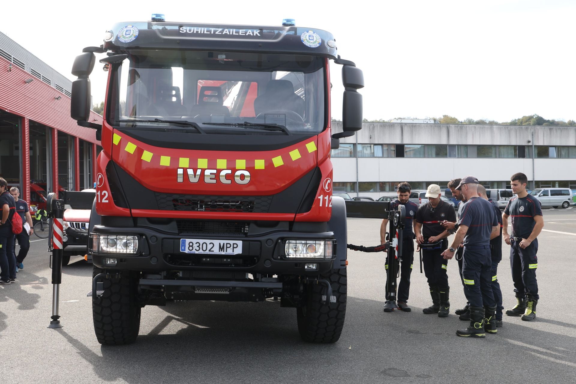 Bomberos de Donostia parten hacia Valencia para ayudar a los afectados por la DANA