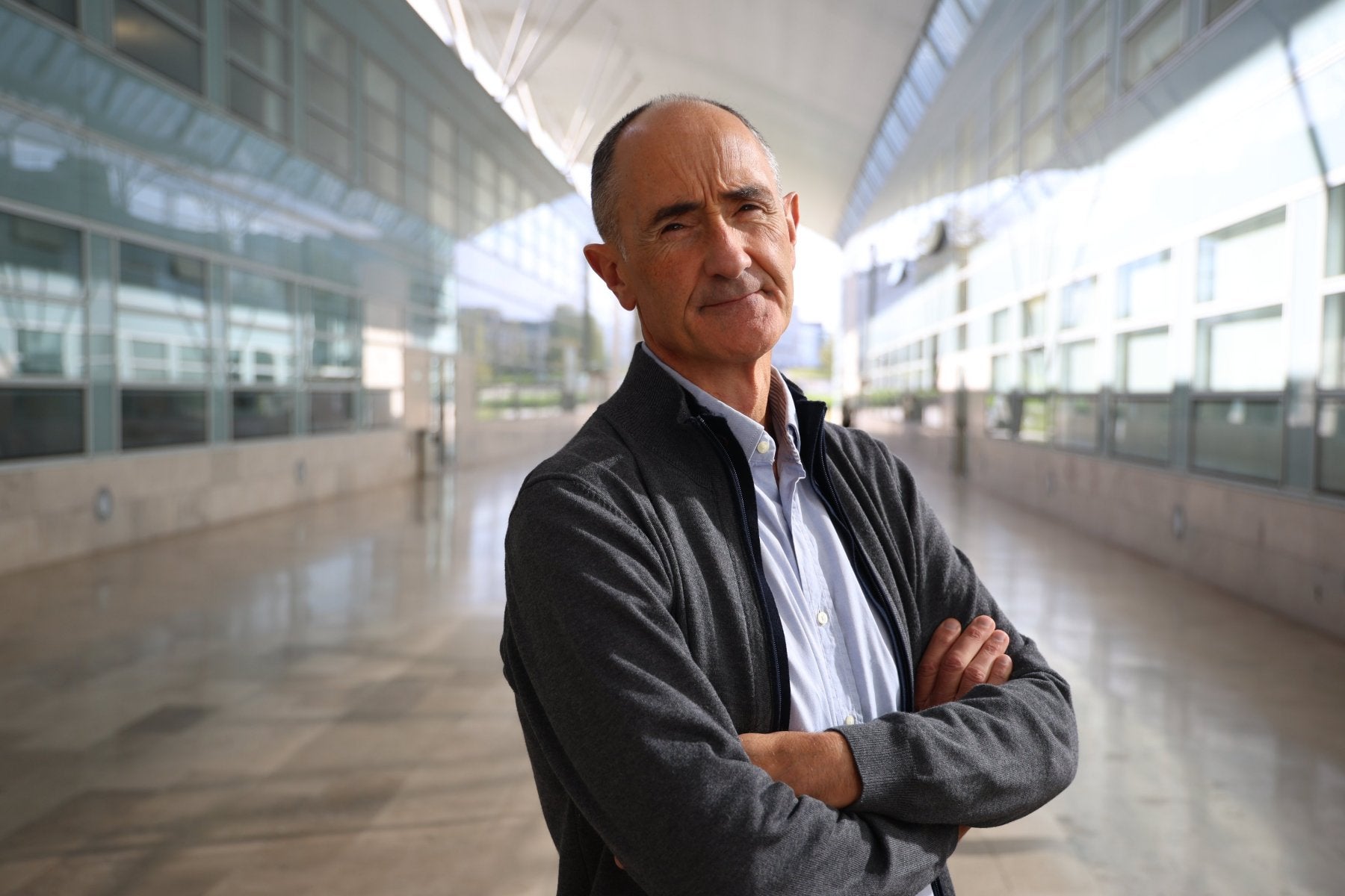 El profesor e investigador Luis Liz Marzán en el parque tecnológico de Miramón.