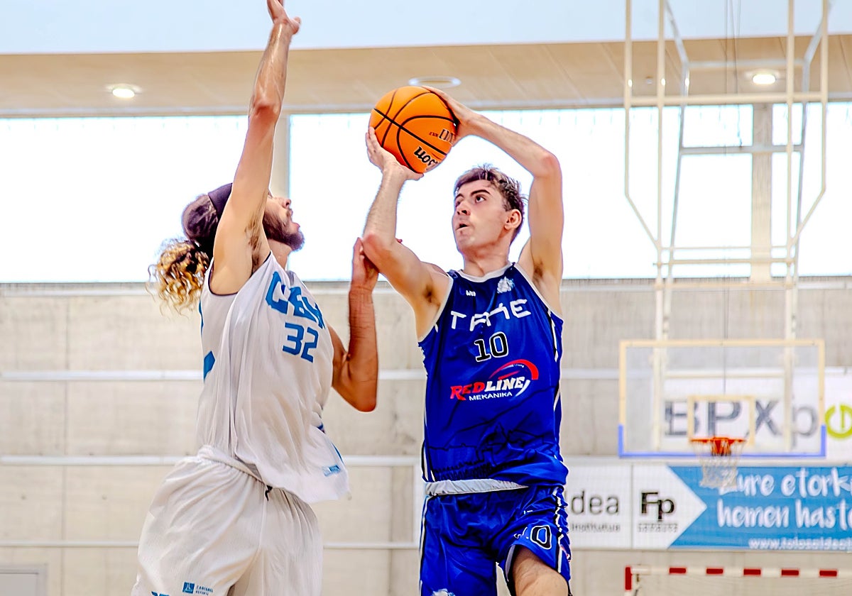 Un lance de un partido del Redline Take en Usabal