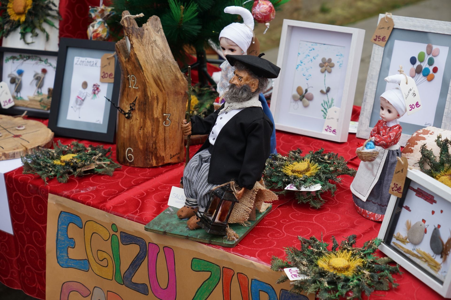 Gabirian ospatutako sagar azokaren argazkiak