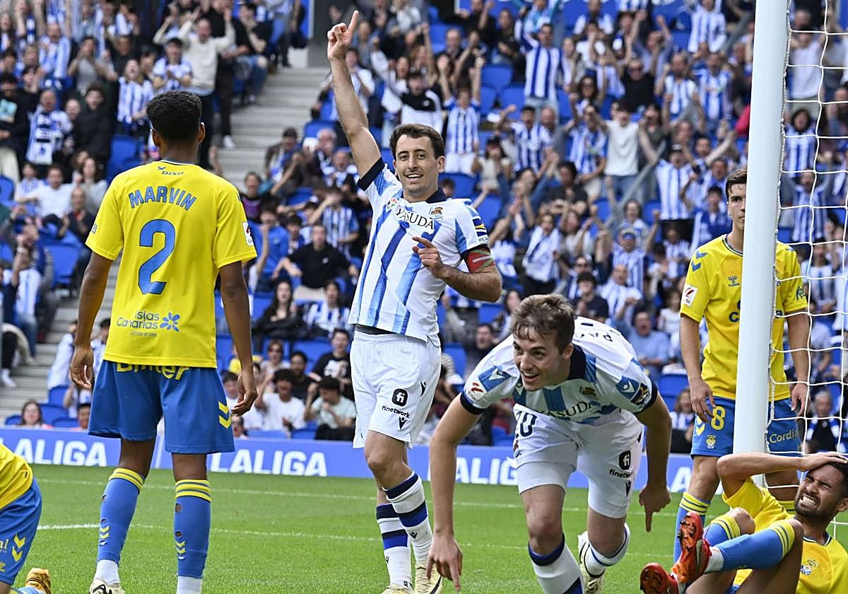 Pacheco celebra un gol ante Las Palmas que al final fue anulado