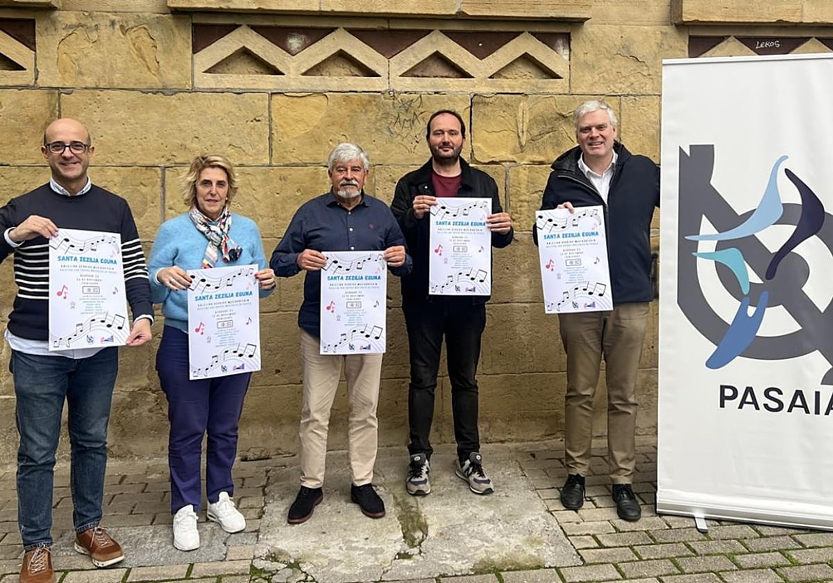 Josu Elberdin, Garbiñe Eizagirre, Juanje Neira, Aitor Brion y Gorka Miranda presentaron el evento de este viernes.