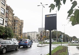 Una de las pantallas que controlará el acceso de los vehículos a la Zona de Bajas Emisiones.