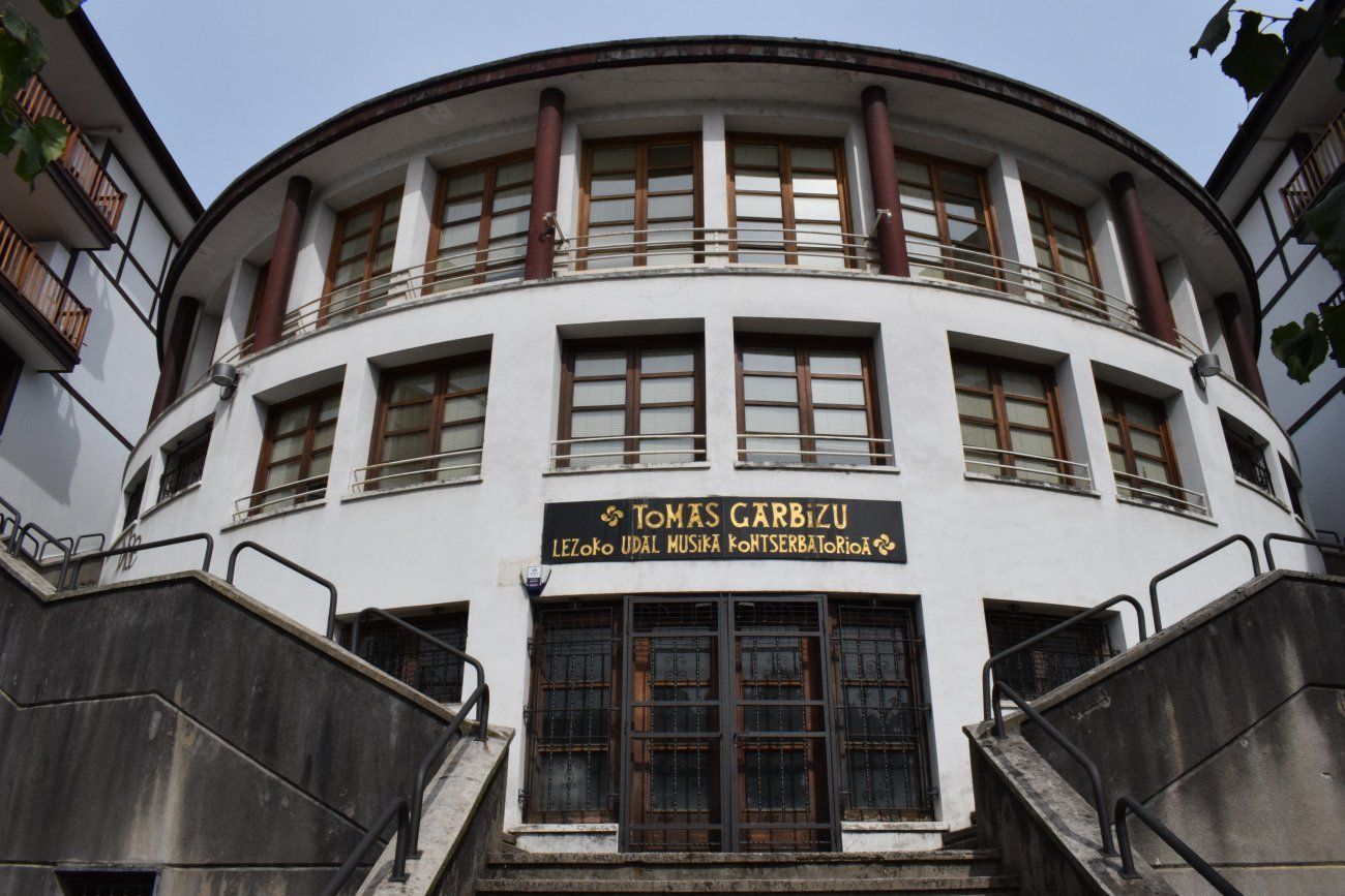 La Escuela de Música Tomás Garbizu ofrecerá actuaciones por el Día del Euskera