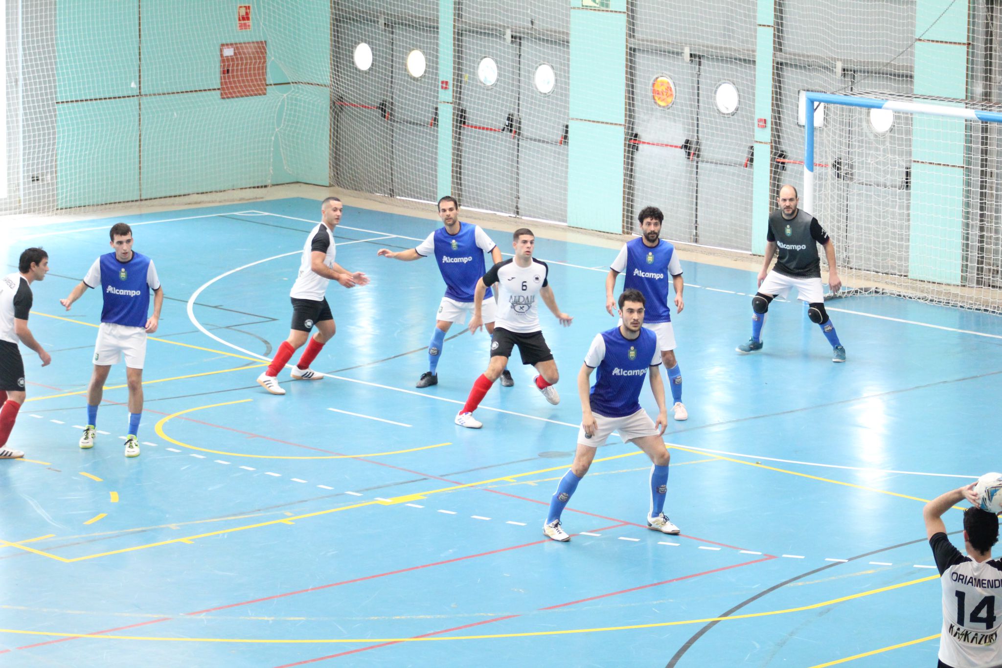 Un momento del encuentro que enfrentó al Oiartzun y al Oriamendi.