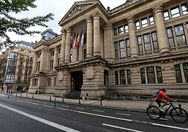 Exterior de la Audiencia de Gipuzkoa, donde se han juzgado los hechos.