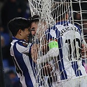 Take Kubo se disfraza de Cruyff