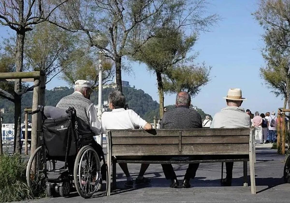 Las pensiones subirán un 2,8% en 2025, una media de 44 euros más en Gipuzkoa, hasta los 1.574 al mes