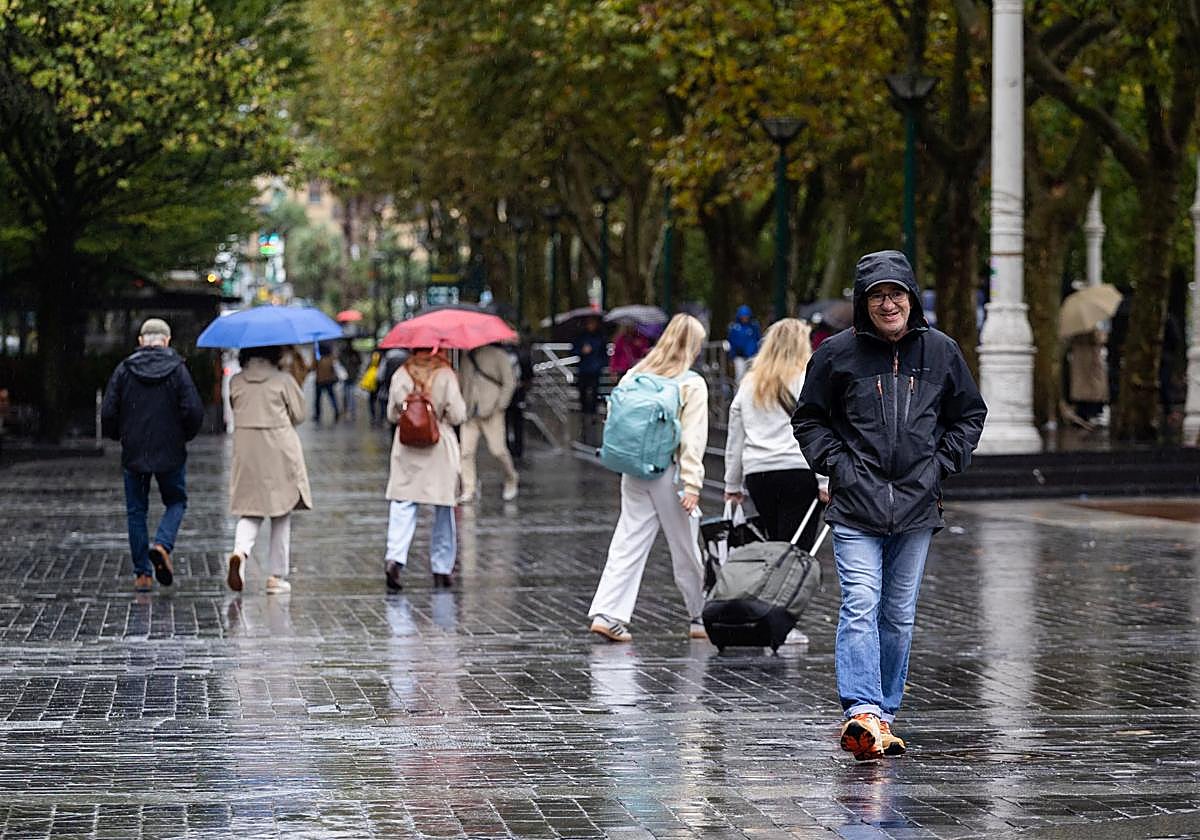 La primera semana de diciembre arranca con un frente que traerá lluvia y más frío
