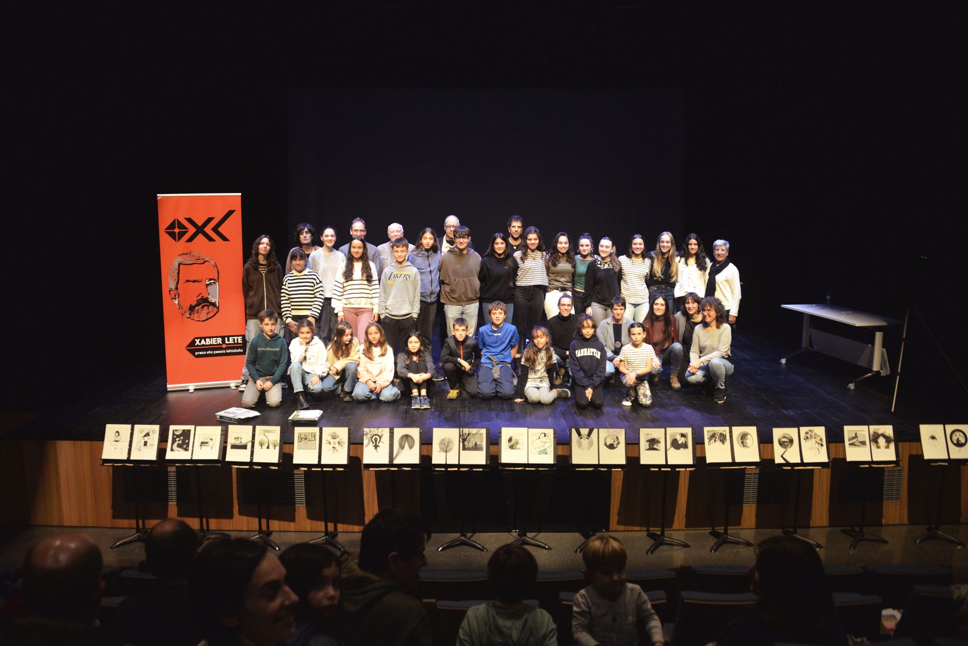 Xabier Lete Prosa eta Poesia Lehiaketako sariak banatu dituzte Landetxe Kultur Aretoan