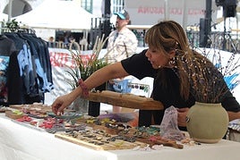 Udan egin zuten beste azoka bat.