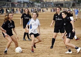 Plaierotako bosgarren jardunaldia senior mailan, igandean 09:30ean