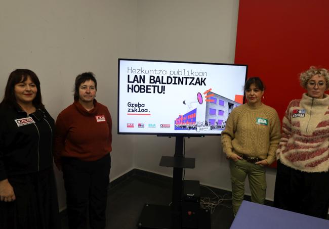 Participantes en la rueda de prensa de este lunes en Bilbao.