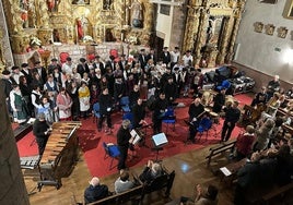 Todos los participantes en el concierto que tuvo lugar en la Iglesia de Doneztebe.