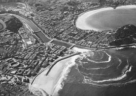 Imagen aérea de San Sebastián tomada en 1959.