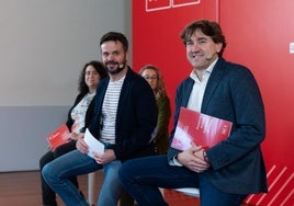 Pau Blasi y Eneko Andueza, en la presentación de la ponencia política del PSE para el 10º Congreso.