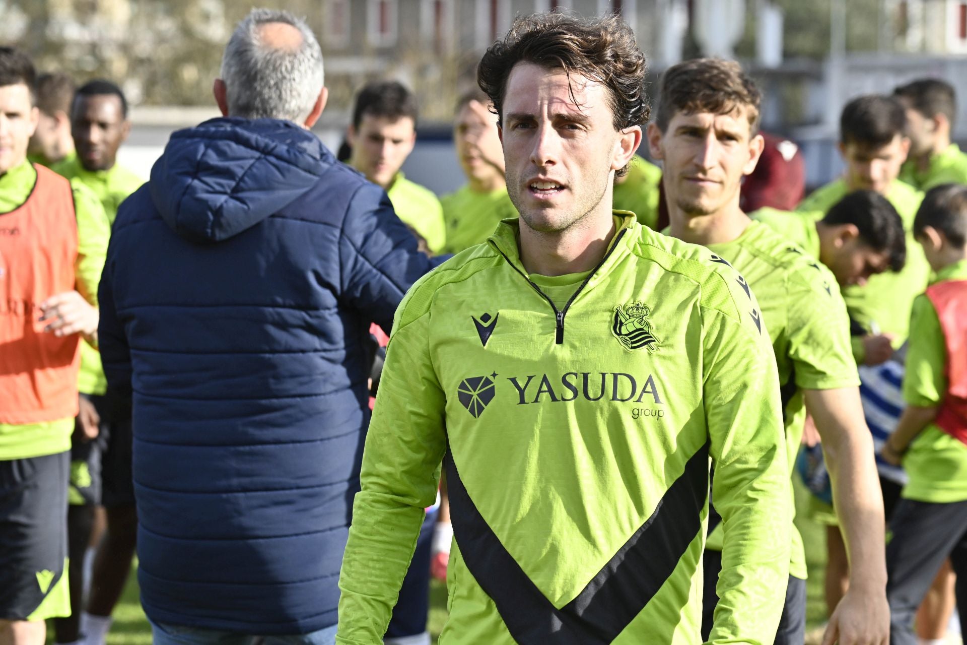 900 jóvenes arropan a la Real en Tolosa