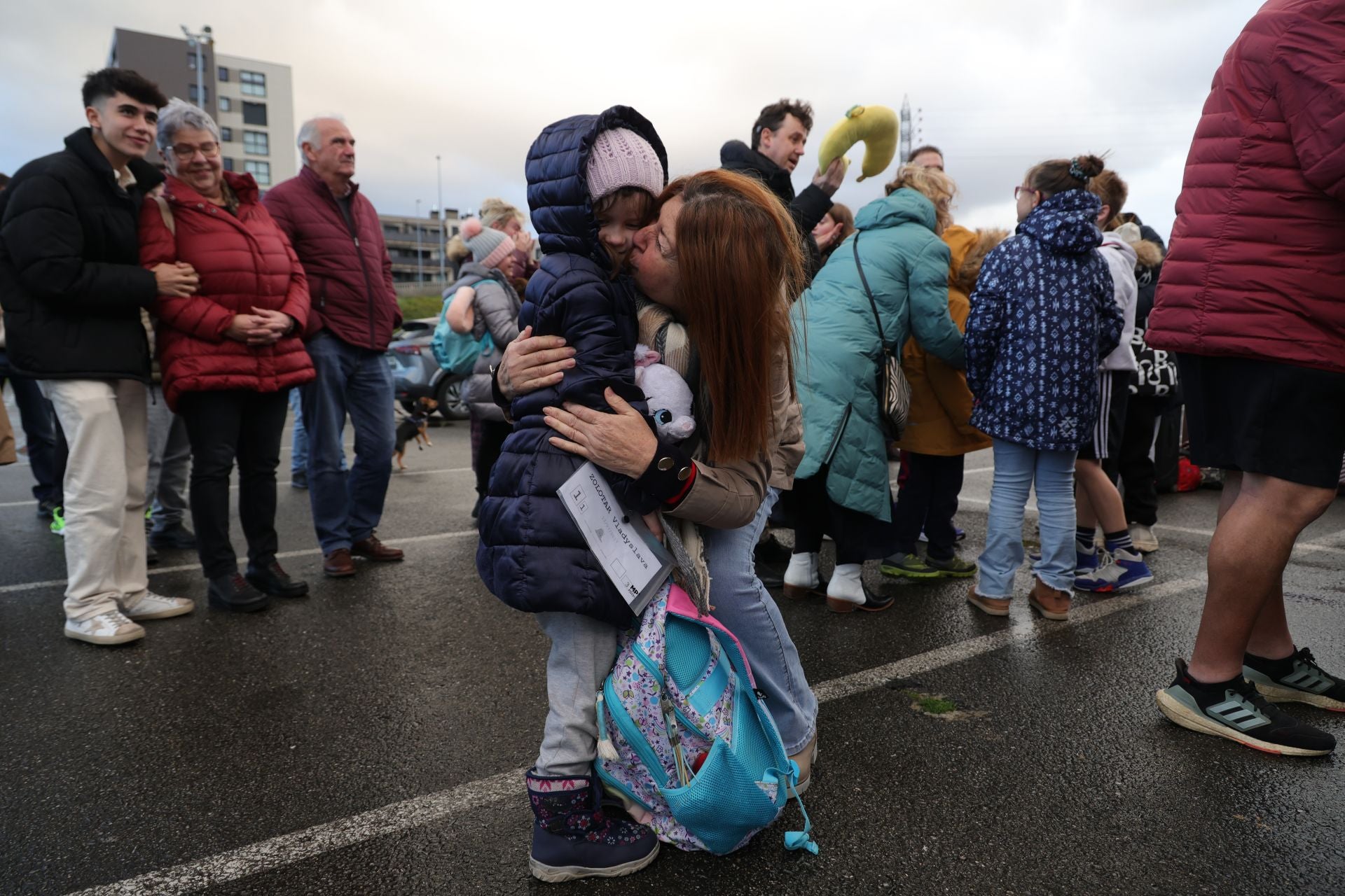 La llegada de los niños ucranianos a Gipuzkoa, en imágenes