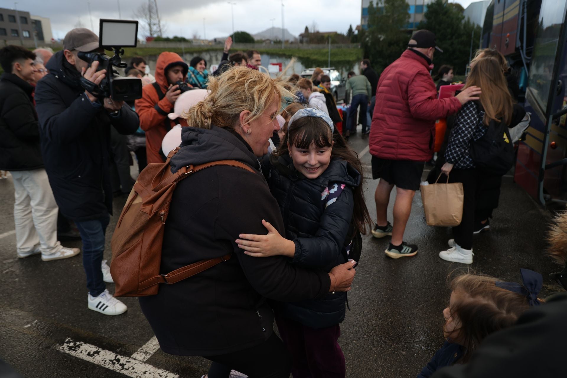 La llegada de los niños ucranianos a Gipuzkoa, en imágenes