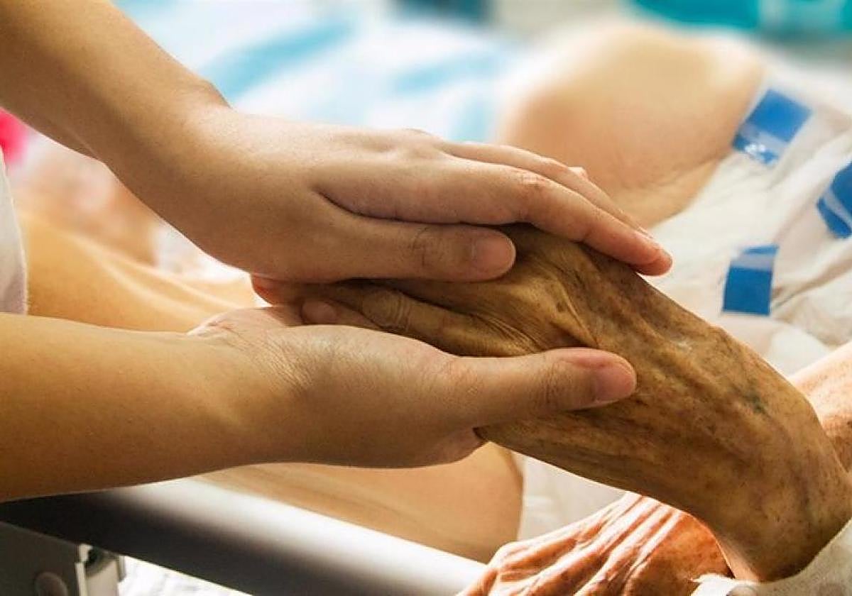 Un juzgado de San Sebastián anula la exclusión por perfiles lingüísticos de ocho cuidadoras de residencia de mayores