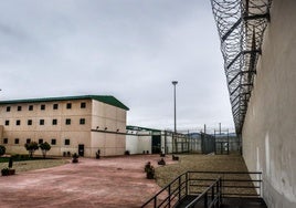 Interior de la prisión alavesa de Zaballa.