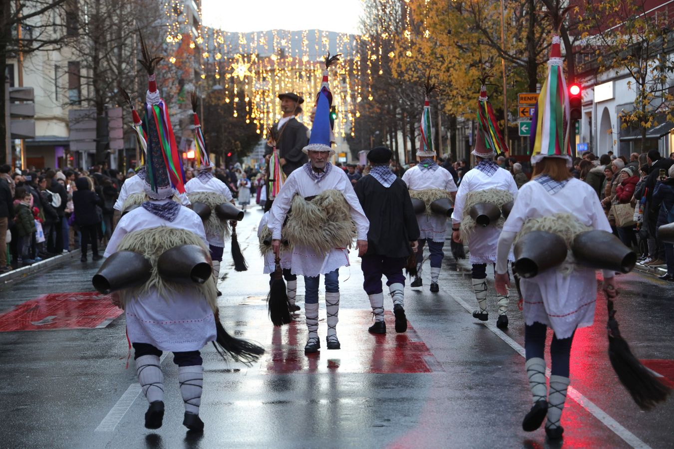 Olentzero visita a los niños de Irun