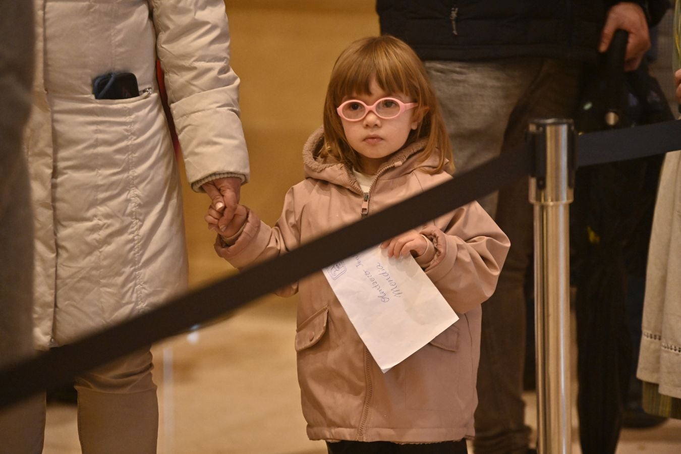 La lluvia no puede con Olentzero y Mari Domingi en Donostia
