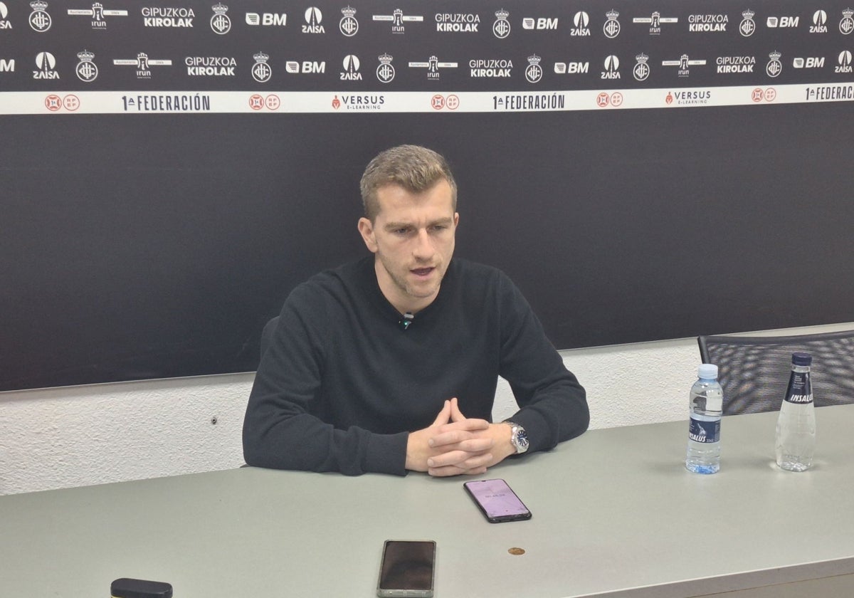 Albert Carbó tras el partido contra la Cultural Leonesa