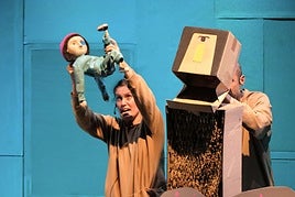 Arte eszenikoak udalerrietan bultzatzeko laguntzak