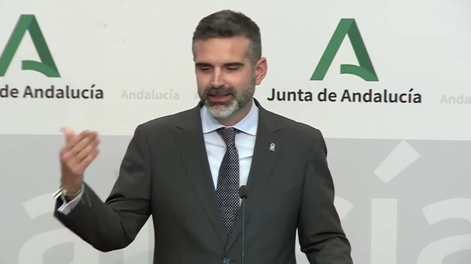 Junta de Andalucía afea al Gobierno salir "en tromba" contra Page por reunirse con Moreno