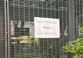 Exterior del edificio del órgano cameral, con el nuevo logo.