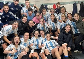 Gran añoEl primer equipo cerró con victoria un 2024 que ha dejado un ascenso a Liga Vasca y un gran arranque en esta competición.