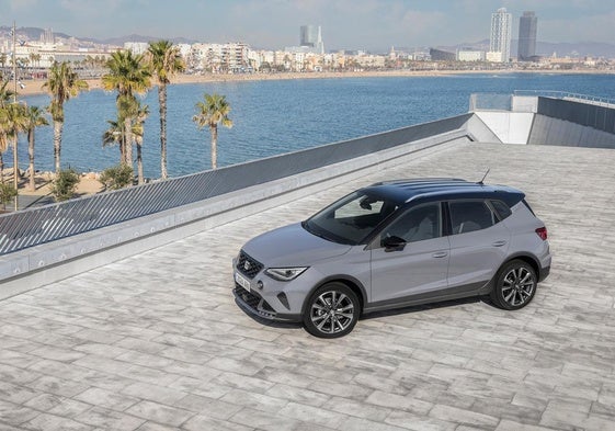 La imagen del Seat Arona combina deportividad y elegancia