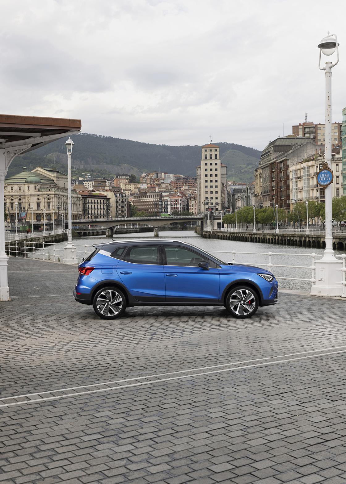 El comportamiento dinámico es de un coche de mayor tamaño