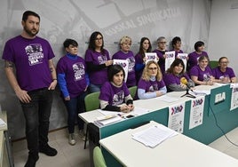 La rueda de prensa de los trabajadores de ELA este jueves.