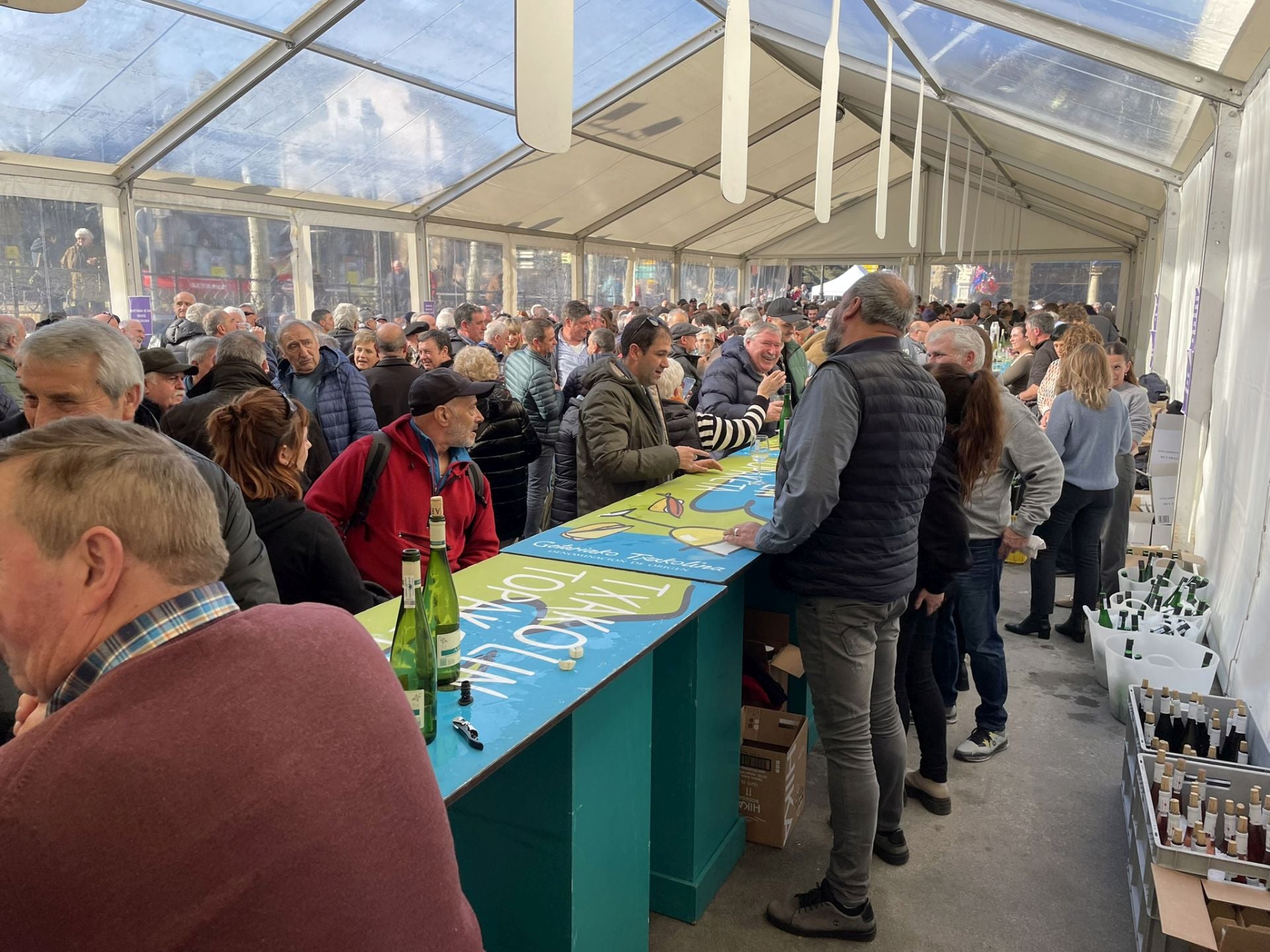 Radiante txakoli eguna en Getaria