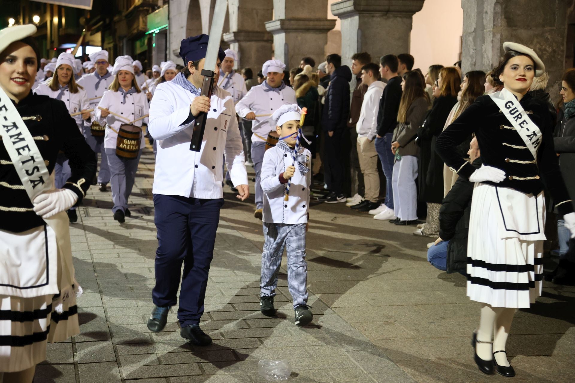 Los tambores y barriles ya se escuchan en Azpeitia