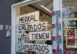 ELA denuncia el cierre de la tienda de Merkalcalzados de Donostia pese a la huelga indefinida